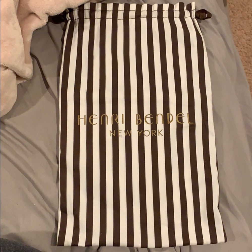 Henri bendel clutch dust bag
